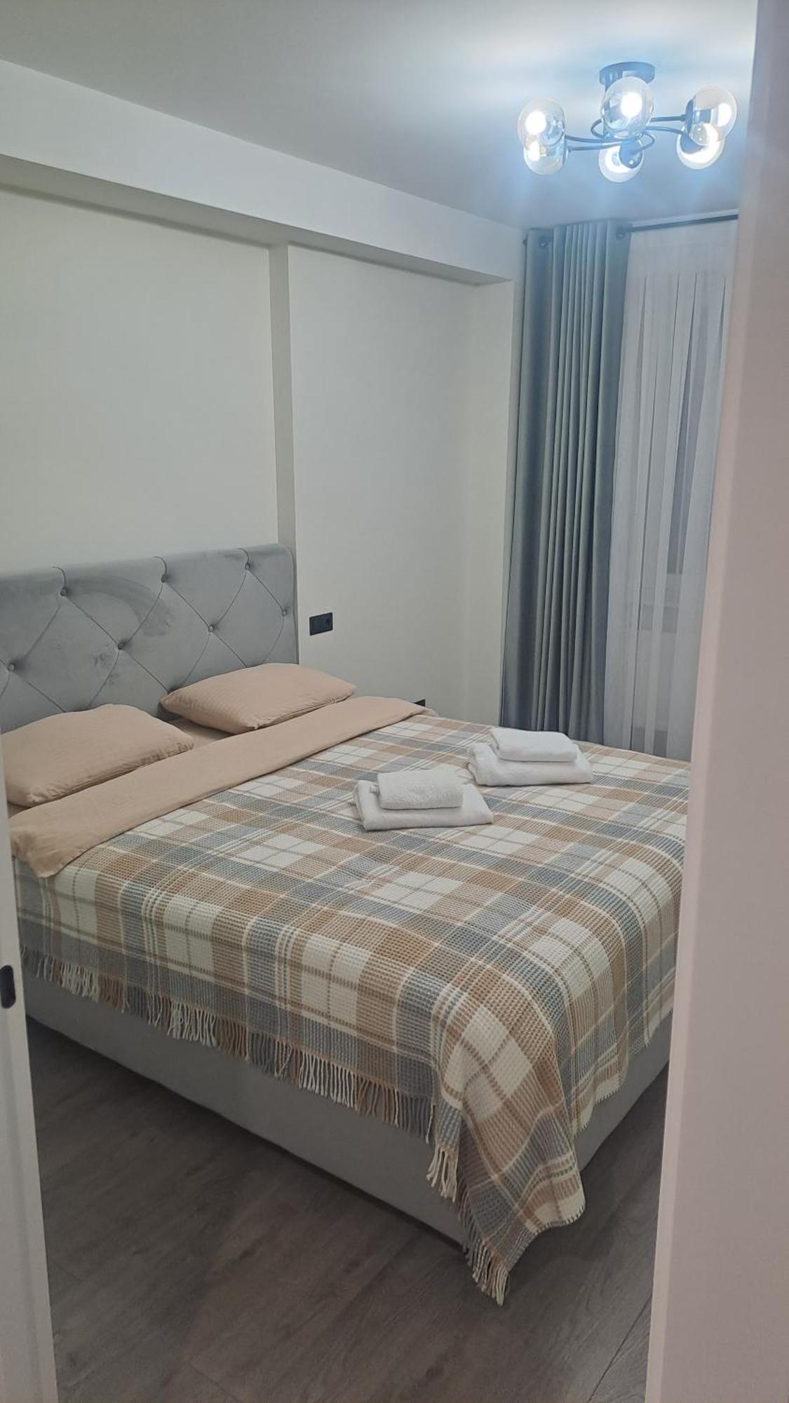 Аэропорт-Номера 24/24 . Apartment Chisinau Exterior photo