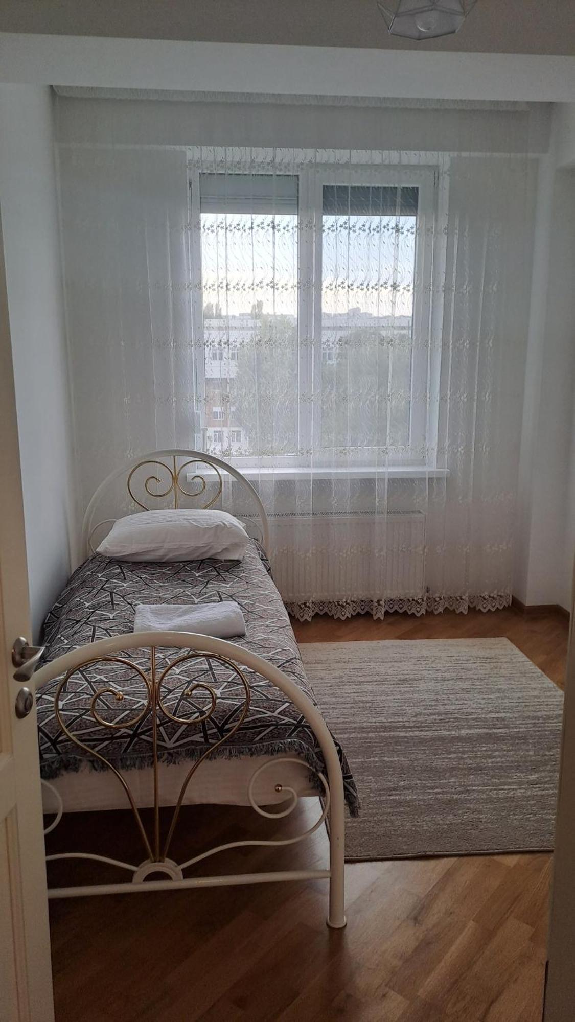 Аэропорт-Номера 24/24 . Apartment Chisinau Room photo